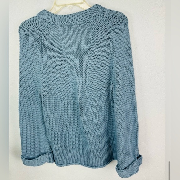 The Reset The Breezy Airy Loose Knit V-Neck Sweater in Steel Blue Size Medium - Picture 4 of 5